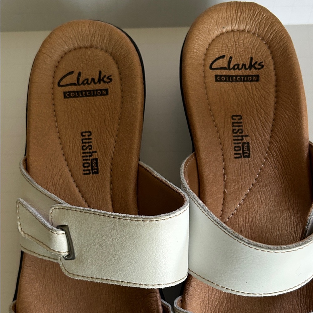 Clarks Women's White Leather Sandals - Picture 5 of 10
